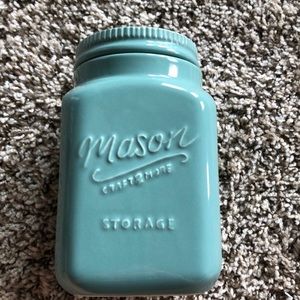 Mason jar